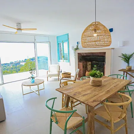 Litoral Costa Dorada - Glorieta Only Families Villa