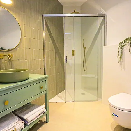Litoral Costa Dorada - Glorieta Only Families Villa *